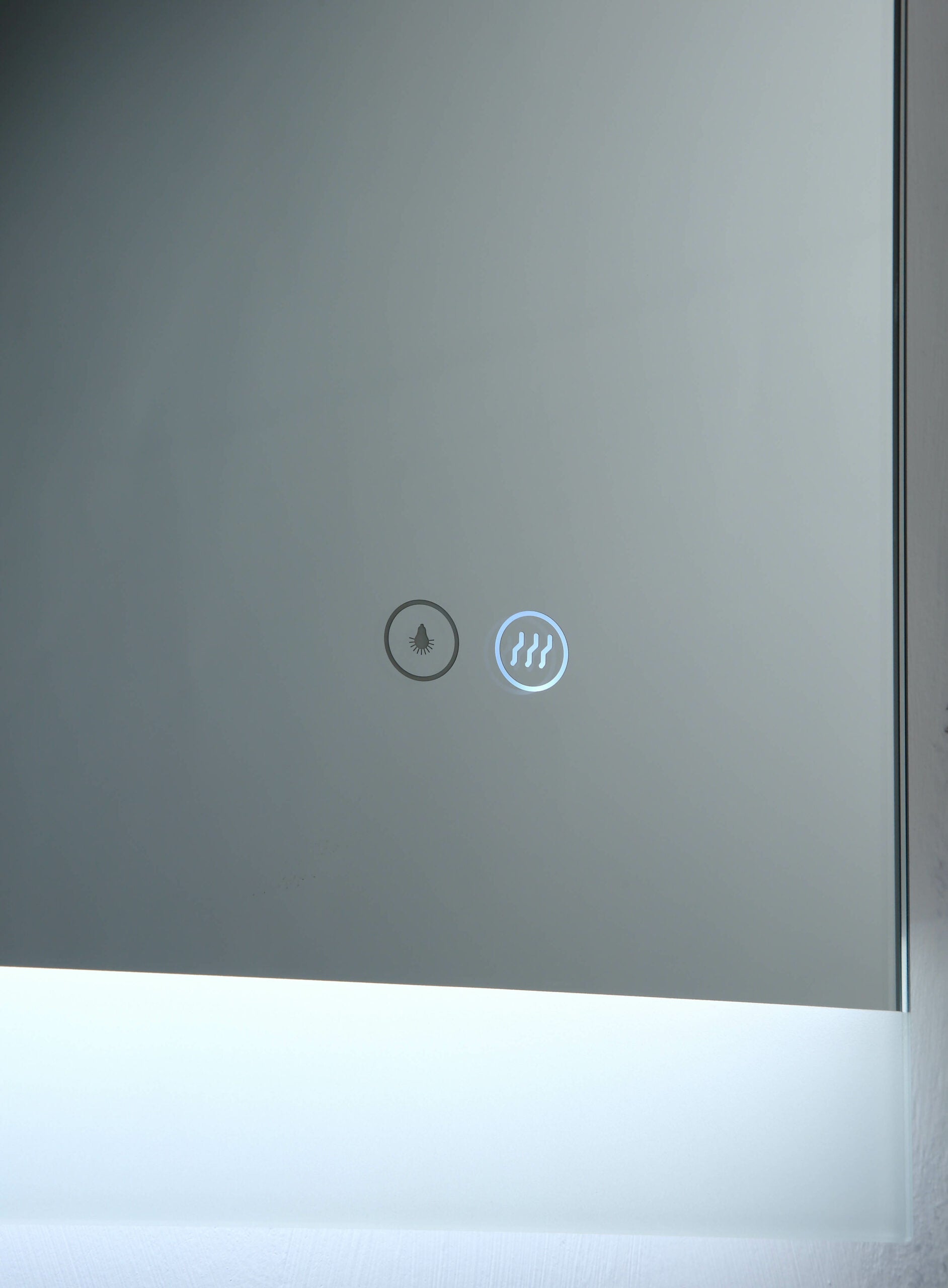 MIRO | RECTANGLE LED MIRROR 900X700