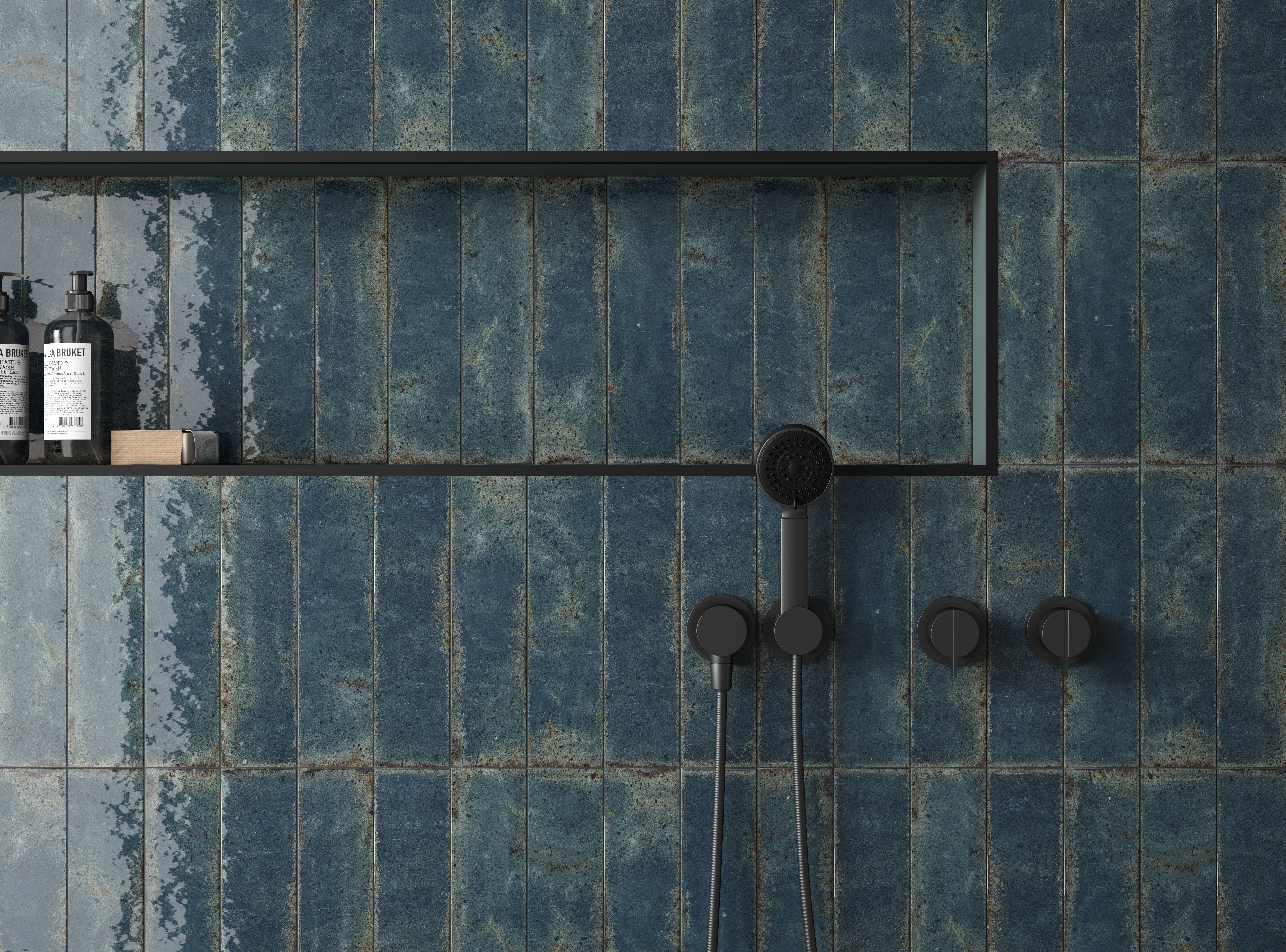 VIBRANT | BLUE GLOSS | PORCELAIN | 70X280X9MM