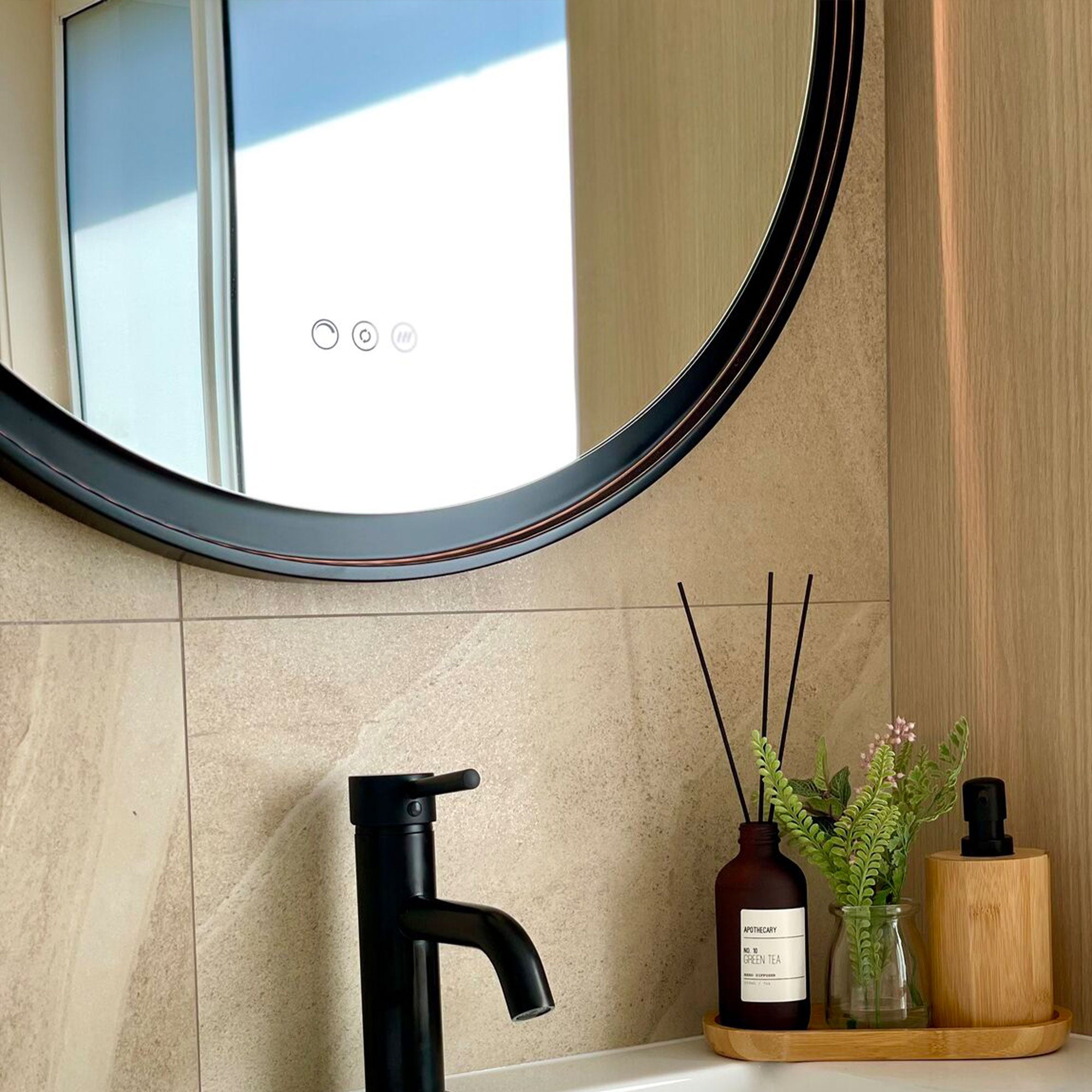 ECLIPSE | ROUND LED MIRROR 600X600