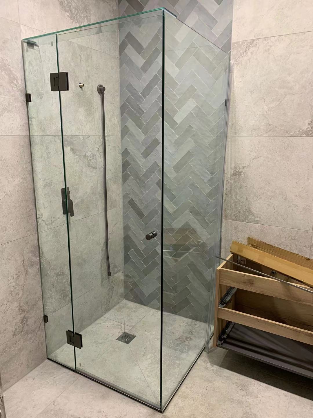 GEM-C | FULLY FRAMELESS | FRONT & RETURN PANEL