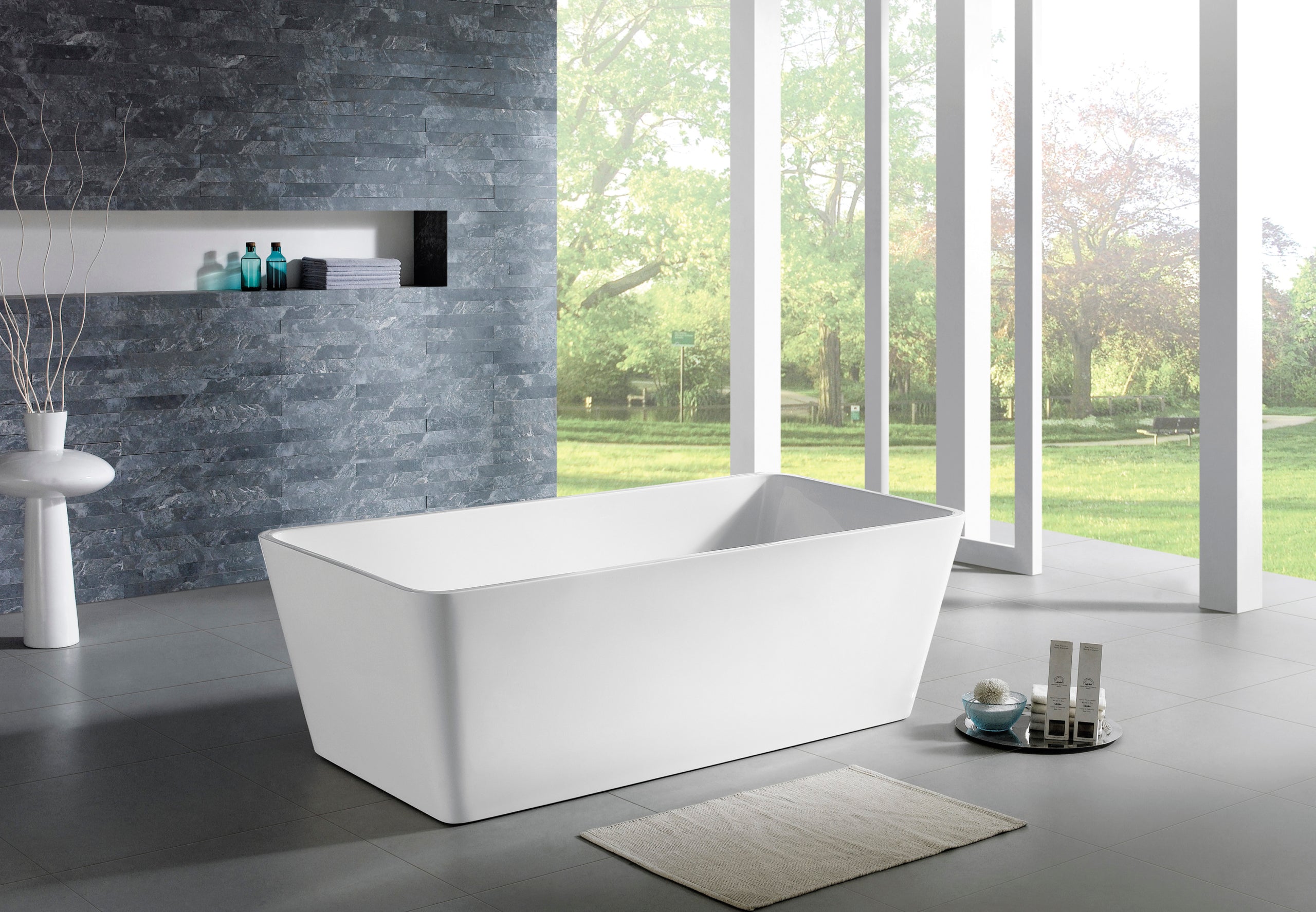 QUBIST | FREESTANDING BATHTUB 1500