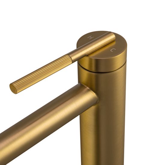 CADDENCE | TALL BASIN MIXER