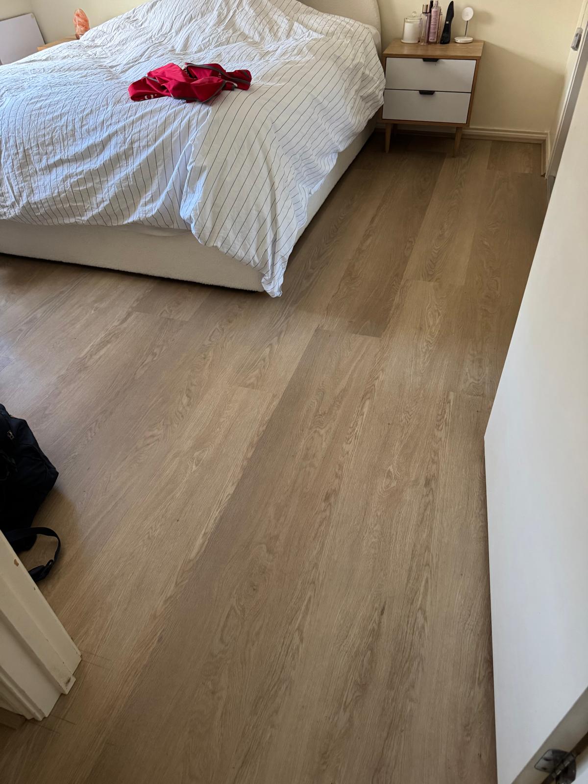 GUARDIAN | HYBRID FLOORING | 1830x228x7mm | NATURAL OAK